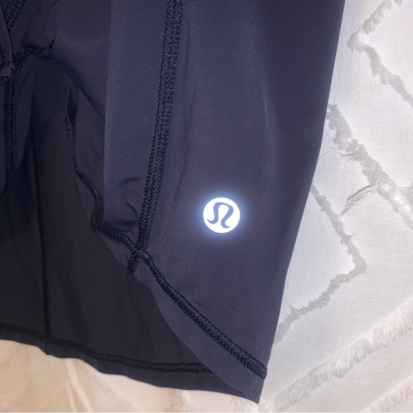 Lululemon Women’s Tank Top- Tie Knot Back, Navy Blue, Size 4 - Picture 7 of 11